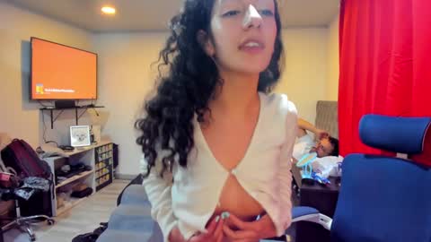 Jax and Lu online show from 01/05/25, 10:50