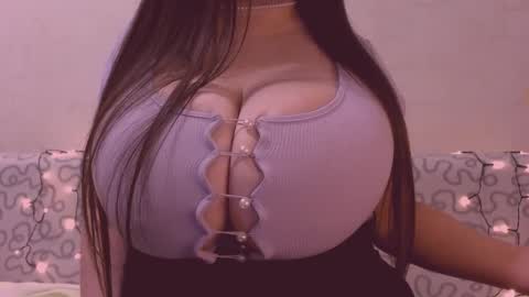 Julia online show from 02/11/25, 05:47