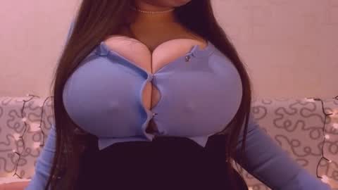 Julia online show from 11/07/25, 03:12