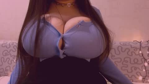 Julia online show from 02/04/26, 01:28