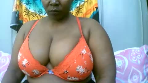 sexxi_ebony online show from 02/04/26, 08:42