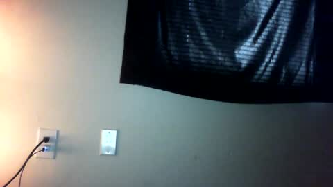 Snapshot of sexxileeah42o chatting on 06/29/26, 04:51 Leeah CloudZzz online show from 06/29/26, 04:51