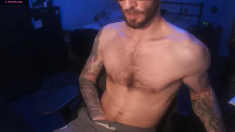 SiuL online show from 10/29/25, 09:27