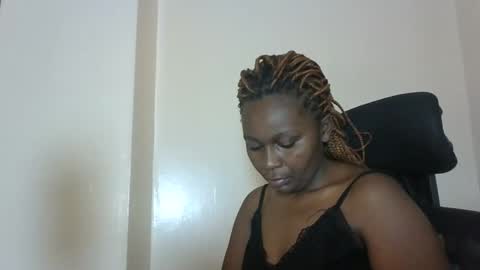 sexxy_amira online show from 10/12/25, 09:41