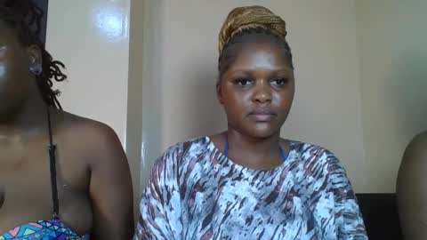 sexxy_amira online show from 11/23/25, 01:55