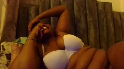 sexxy_beiby online show from 02/25/26, 07:12