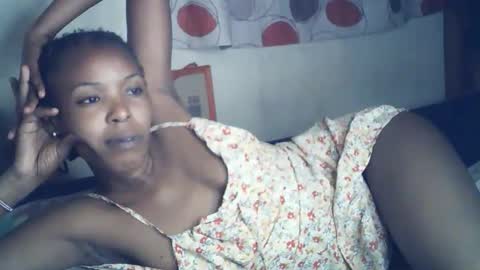 sexxy_curvy23 online show from 01/15/26, 07:39