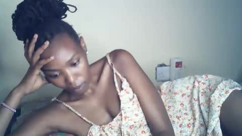Snapshot of sexxy_curvy23 chatting on 05/04/26, 03:57 sexxy_curvy23 online show from 05/04/26, 03:57