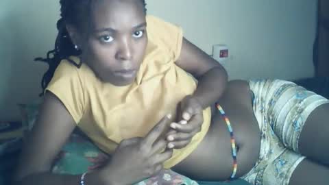 Snapshot of sexxy_curvy23 chatting on 06/03/26, 12:24 sexxy_curvy23 online show from 06/03/26, 12:24
