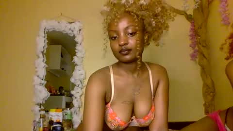 sexxy_daisyy online show from 11/15/25, 07:27