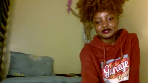 sexxy_daisyy online show from 02/09/26, 05:00