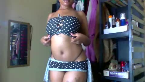 sexxy_daisyy online show from 03/15/26, 05:35