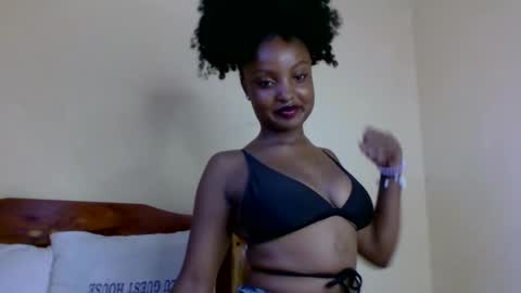 sexxy_daisyy online show from 04/08/26, 06:24