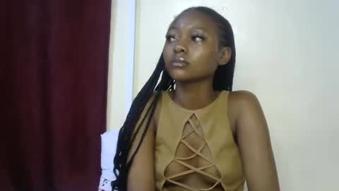 vicky online show from 04/11/26, 08:07