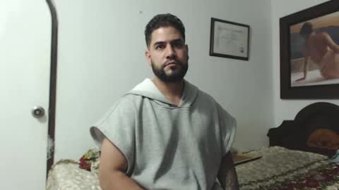 sexxy man online show from 12/04/24, 05:38