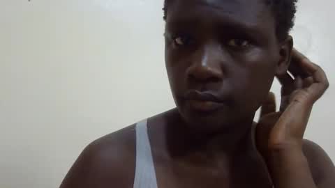 sexxy_maya1 online show from 10/18/25, 09:32