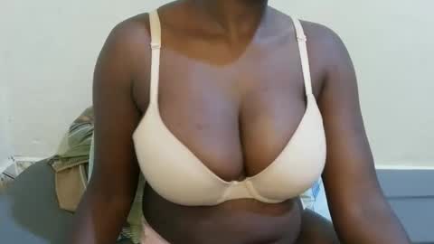 sexxy_maya1 online show from 03/21/26, 09:07