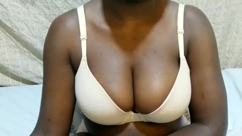 sexxy_maya1 online show from 06/02/26, 08:00