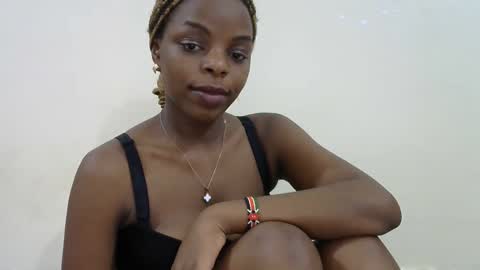 sexxy_montana online show from 11/03/25, 08:37