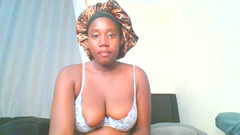 Sweet doll  online show from 06/16/26, 02:03