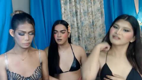 Snapshot of sexxyasian4uxxx_keisha chatting on 05/25/26, 01:00 sexxyasian4uxxx_keisha online show from 05/25/26, 01:00