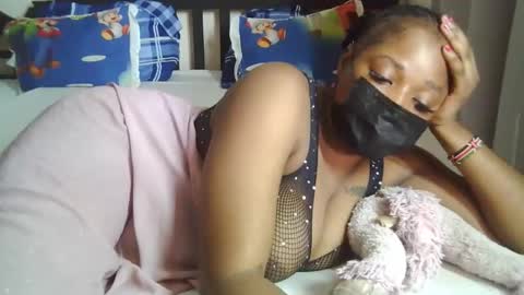 Snapshot of sexxybooty254 chatting on 02/26/26, 12:04 sexxybooty254 online show from 02/26/26, 12:04