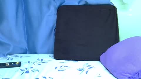 African Queen online show from 04/13/26, 10:59