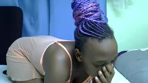 African Queen online show from 04/21/26, 02:51