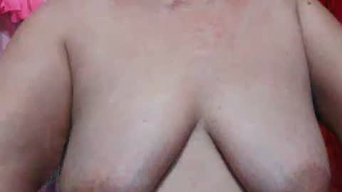 Snapshot of sexxyicee69 chatting on 05/12/26, 09:50 misslovely j online show from 05/12/26, 09:50