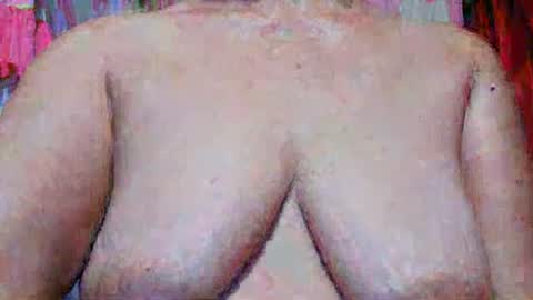 Snapshot of sexxyicee69 chatting on 06/05/26, 10:10 misslovely j online show from 06/05/26, 10:10