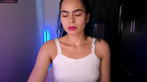  Angie   online show from 09/21/25, 10:44