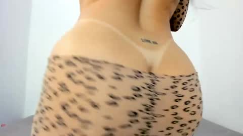 sexxylatincouple1 online show from 05/26/26, 09:38