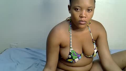 Snapshot of sexxythea_ chatting on 10/09/25, 08:07 sexxythea_ online show from 10/09/25, 08:07
