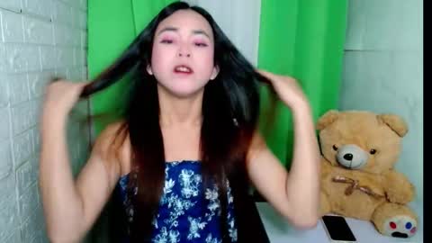 Jessica online show from 04/17/26, 06:22