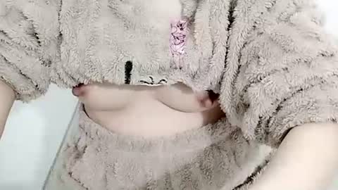 Snapshot of sexy8685 chatting on 12/20/25, 02:07 sexy8685 online show from 12/20/25, 02:07