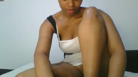 Snapshot of sexy__rhian chatting on 12/29/24, 05:33 sexy rhian online show from 12/29/24, 05:33