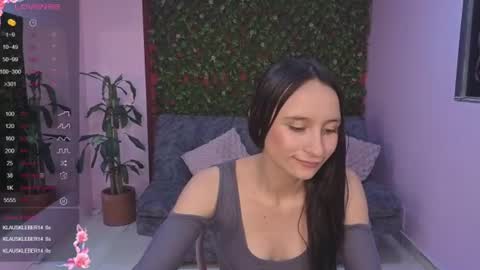 Snapshot of sexy_ailin chatting on 06/27/26, 12:22 Ailin online show from 06/27/26, 12:22