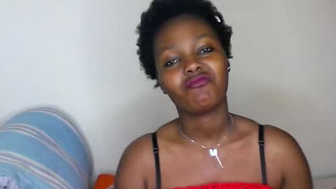 Snapshot of sexy_anayah chatting on 02/25/26, 07:18 sexy_anayah online show from 02/25/26, 07:18