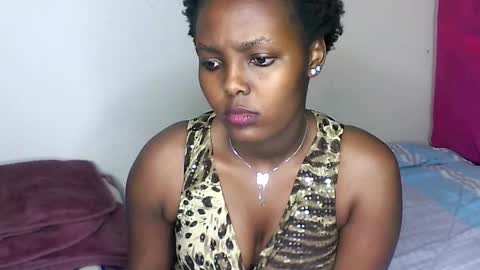 Snapshot of sexy_anayah chatting on 03/05/26, 10:22 sexy_anayah online show from 03/05/26, 10:22