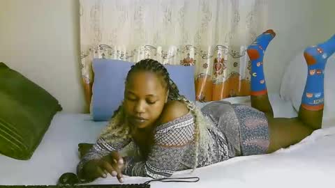 Snapshot of sexy_ariana_2 chatting on 03/10/25, 06:59 Ariana online show from 03/10/25, 06:59