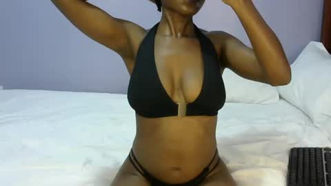 Snapshot of sexy_b7 chatting on 07/20/26, 02:04 kiki online show from 07/20/26, 02:04
