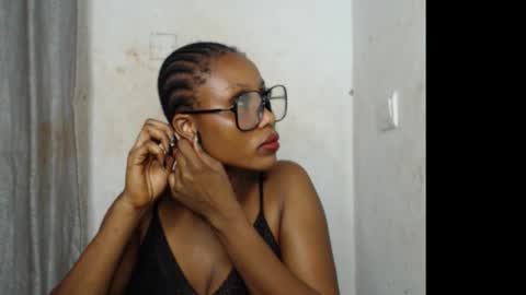 Sexy blackgirl2 online show from 11/09/25, 06:17