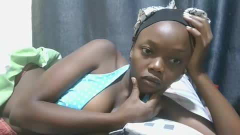 sexy_banny21 online show from 02/10/26, 04:38