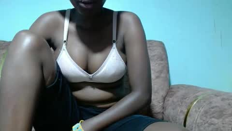 sexy_batush04 online show from 02/15/26, 05:48