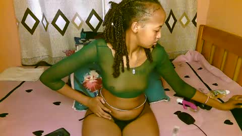 sexy_bluegirl online show from 03/10/25, 12:15