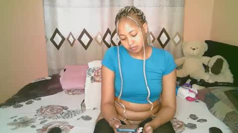 sexy_bluegirl online show from 11/14/25, 11:42