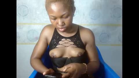 sexy_bluey247 online show from 09/16/25, 10:27