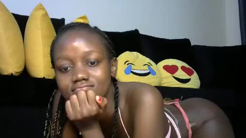 liya online show from 02/28/25, 01:05