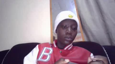 sexy_butty01 online show from 12/18/25, 12:49