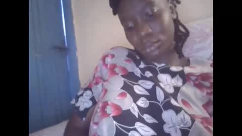 sexy_butty01 online show from 03/13/26, 06:42